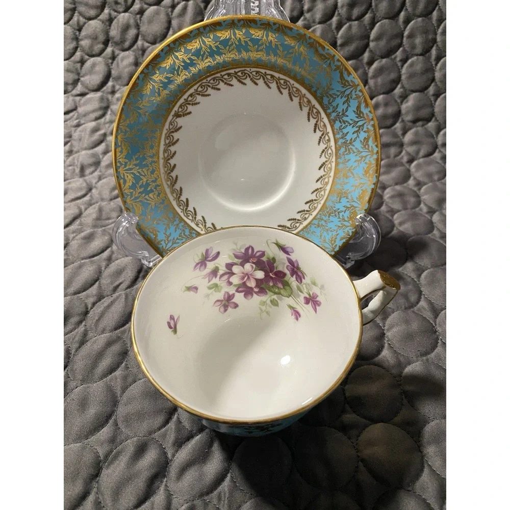 Rare Aynsley 2917 Light Blue Gold Scrolls Violets Tea Cup/Saucer Set Bone China